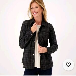 Denim & Co flannel shirt Button Down Size Medium With Pearl Snaps